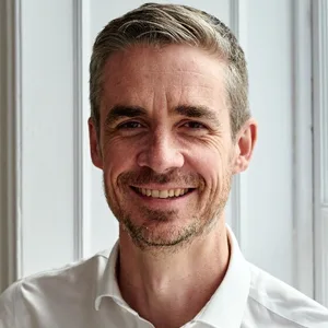 Andy Doyle headshot